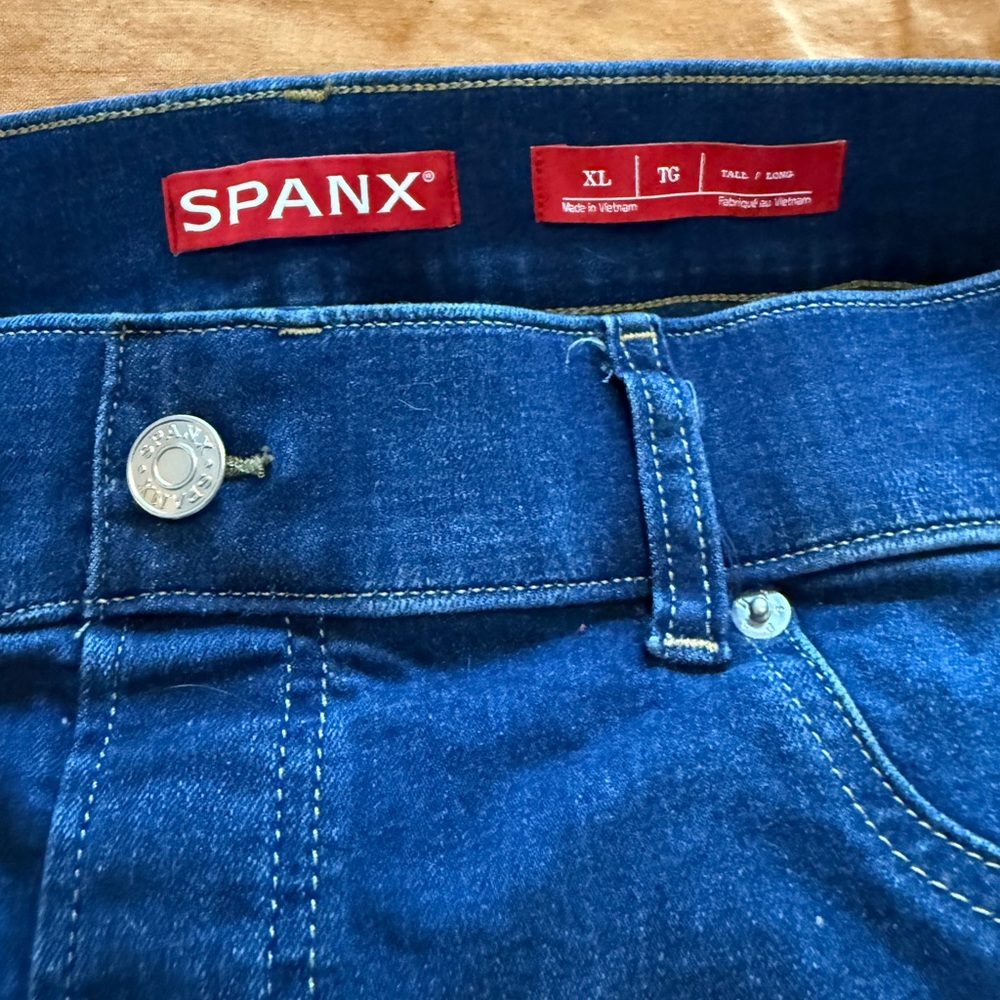 SPANXshape™ EveryWear Flare Jeans Poseidon